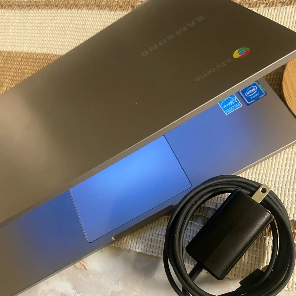 Chromebook laptop